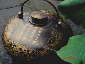 古人冬天时有个常用品叫汤婆子