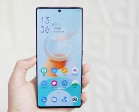 中兴Axon30Ultra真机外观展示