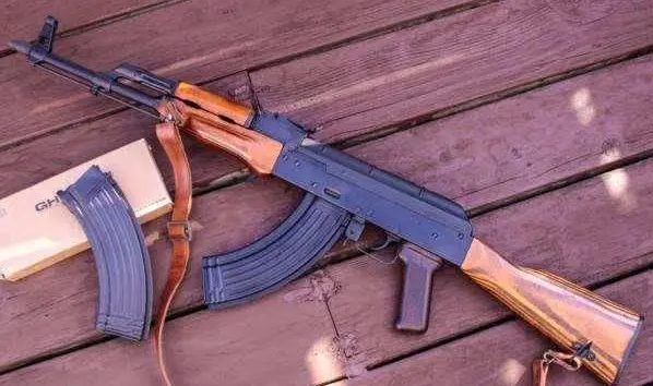 异界事务所游戏武器与现实原型说明