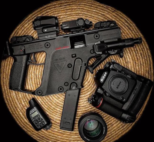 异界事务所游戏武器与现实原型说明