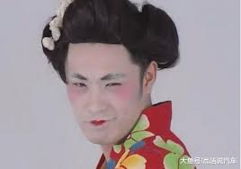 《爱情公寓3》！曾小贤口中的神秘苍谨老师，究竟是何方神圣？