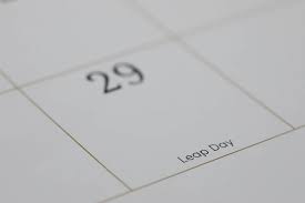 2024年双倍浪漫:为何这一年拥有两个神奇的二月