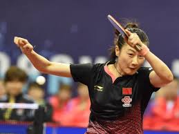 丁宁乒乓球职业生涯中的主教练是谁？