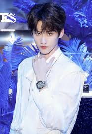 酷帅or帅酷：探索男性魅力的新维度