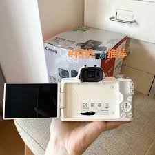 探索佳能M550：高性能微单相机的全面解析