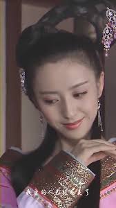 佟丽娅是否在贵阳分娩？